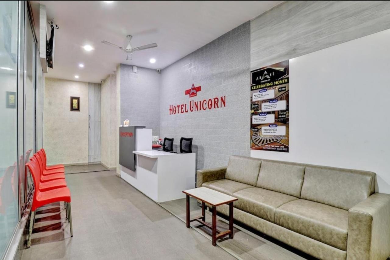 Hotel Unicorn, 수라트 외부 사진