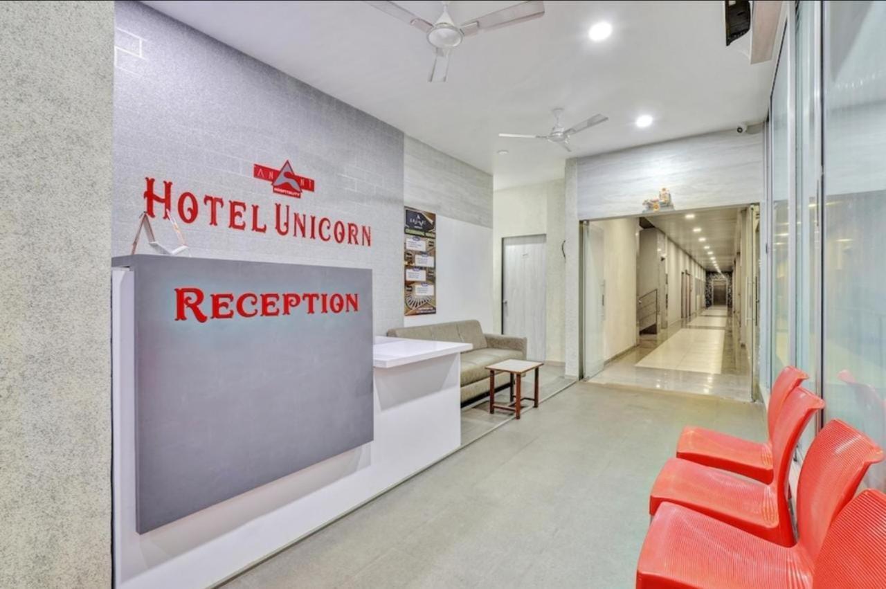 Hotel Unicorn, 수라트 외부 사진