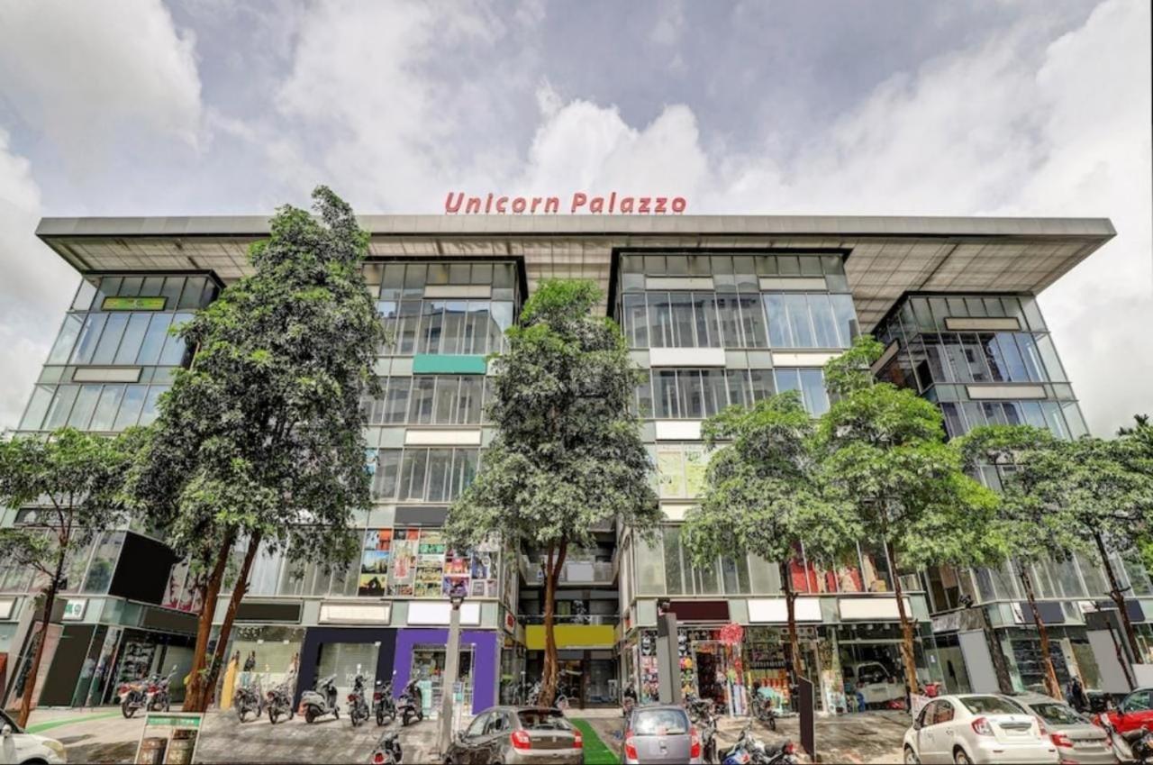 Hotel Unicorn, 수라트 외부 사진